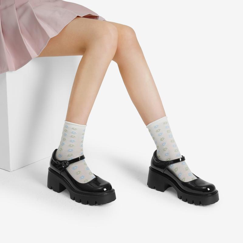 Retro Mary Jane Chunky Pumps - Vairela